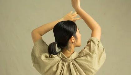 布克28分文班亚马9+9 太阳送马刺赛季首败