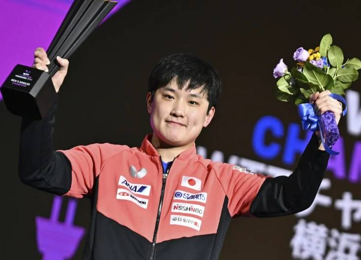 一轮游！张本智和0比3不敌薛飞<strong></p>
<p>股票上市</strong>，日本男乒全部出局，现场观众大喊“张本智和医疗暂停”