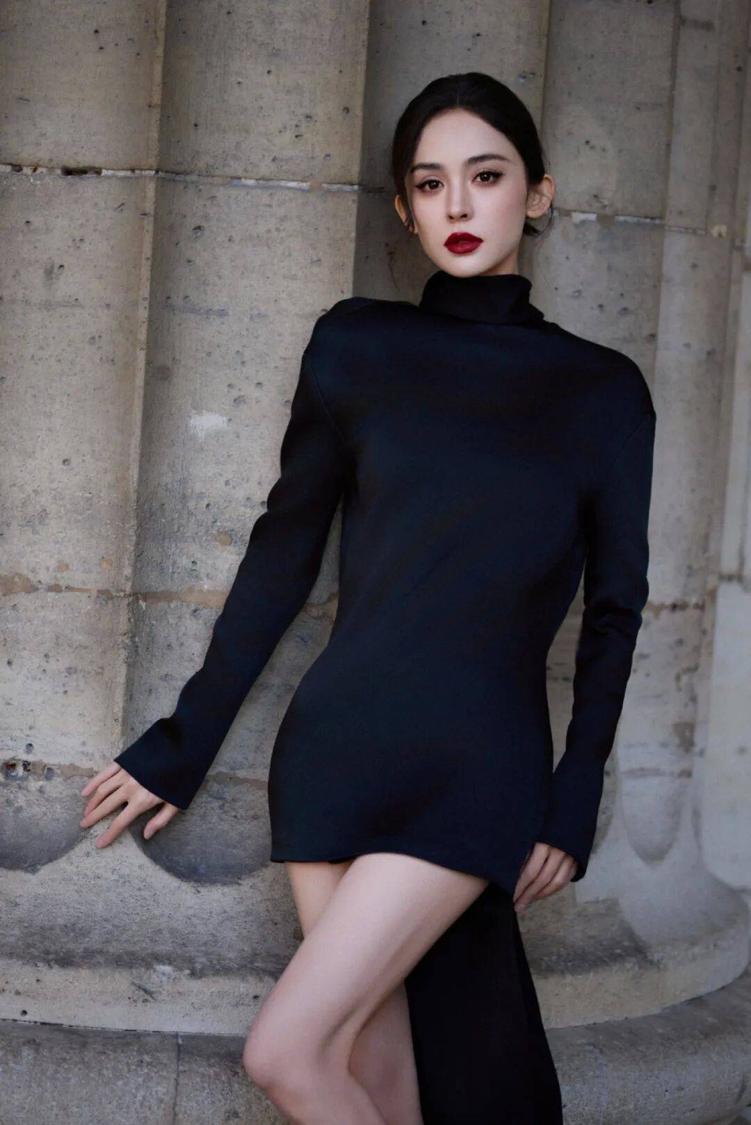 时装周上的女明星<strong></p>
<p>安阳钢铁股票</strong>，秋冬氛围感一键封顶！