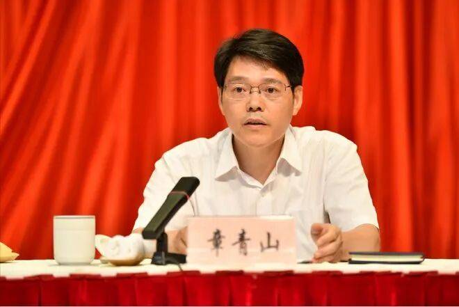 杭州市纪委书记、宁波市纪委书记<strong></p>
<p>安阳钢铁股票</strong>，联动调整