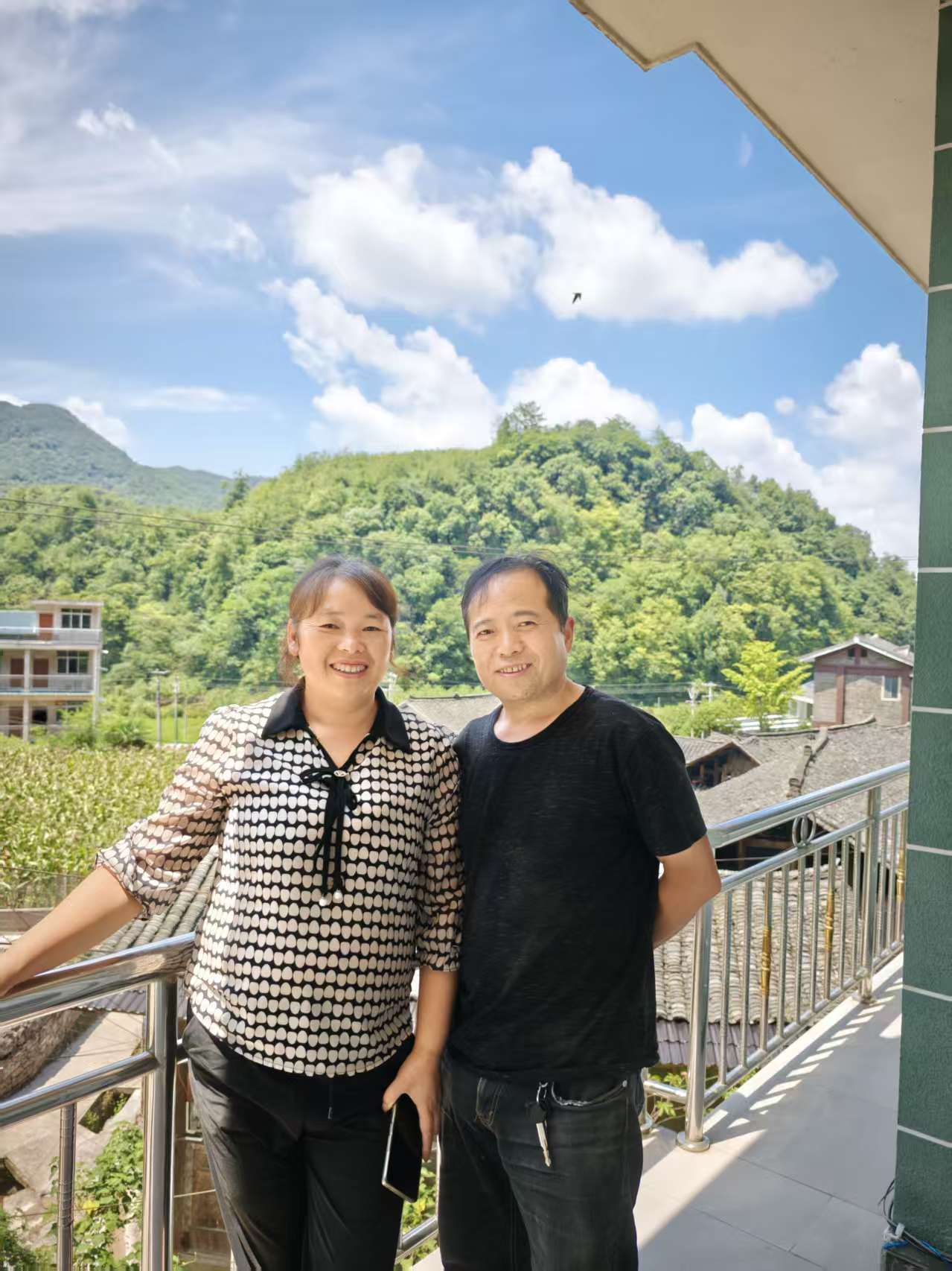 那个让老师骄傲的“调皮”班级！30年同学聚会<strong></p>
<p>上工申贝股票</strong>，还伴有一封来自贵州的感谢信