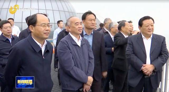 山东省委书记调研期间<strong></p>
<p>海南发展股票</strong>，前往东方航天港，观看火箭发射