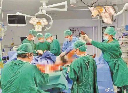 爆燃<strong></p>
<p>华英农业股票</strong>！深圳一男子电动自行车充电30秒全身烧伤90%