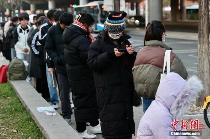 公务员招录年龄放宽<strong></p>
<p>华英农业股票</strong>，释放了什么信号？