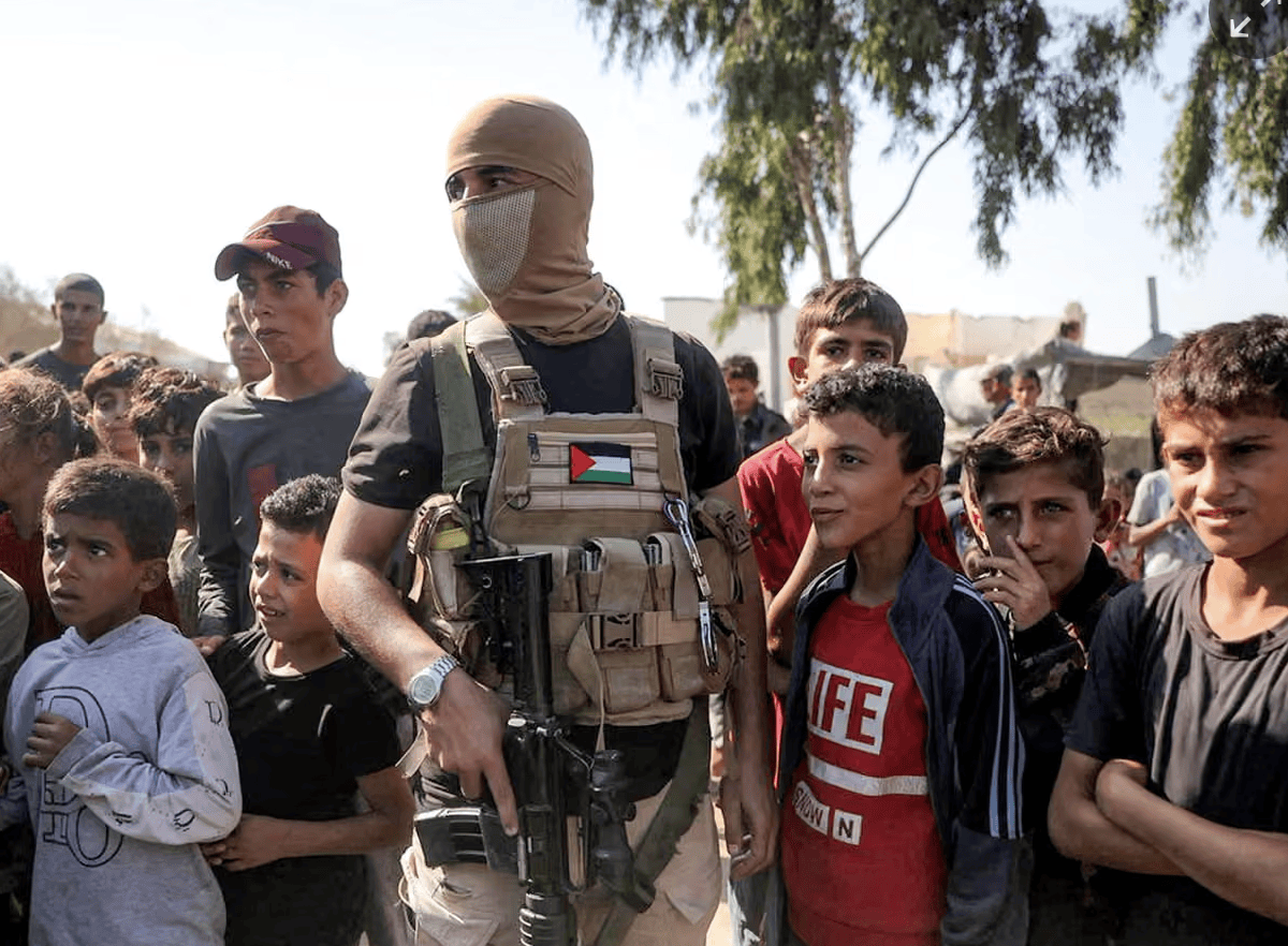 哈马斯重新控制加沙<strong></p>
<p>亨通光电股票</strong>，在街头处决8人 特朗普：“这并没太困扰我”