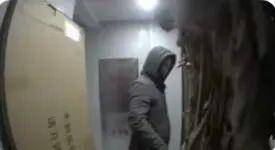 湖南一女主播被伪装的包裹炸伤<strong></p>
<p>步步高股票</strong>,永州公安:正在核实具体情况