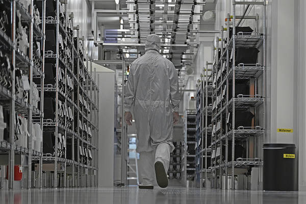 荷兰经济事务部大臣透露“将在几天内与中方会面”<strong></p>
<p>国泰君安股票</strong>，但仍在狡辩