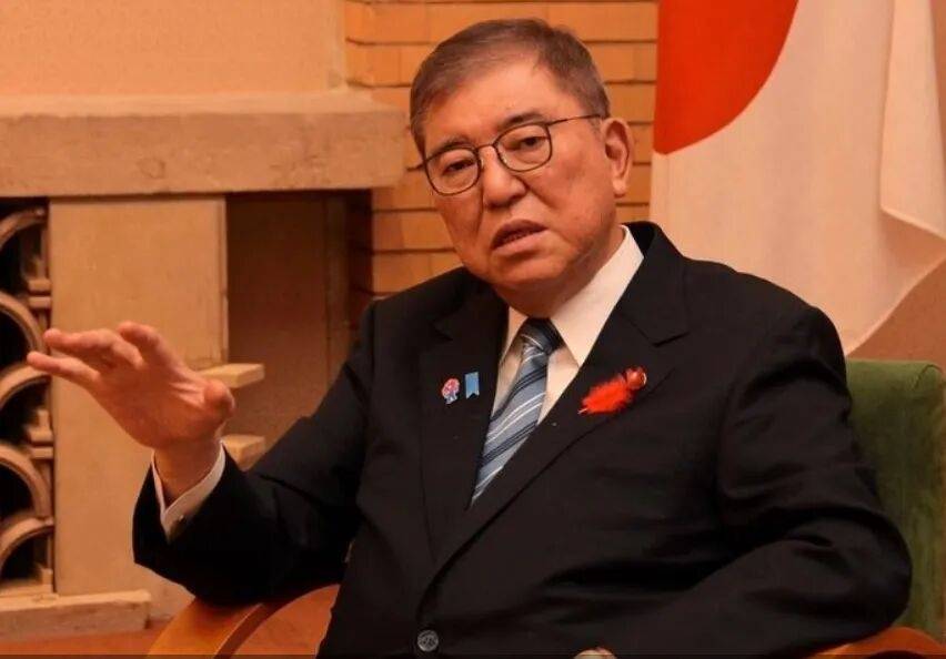 石破茂卸任当天<strong></p>
<p>海格通信股票</strong>,离开官邸时笑得合不拢嘴;此前吐槽当首相太累,没多少让人开心的事情