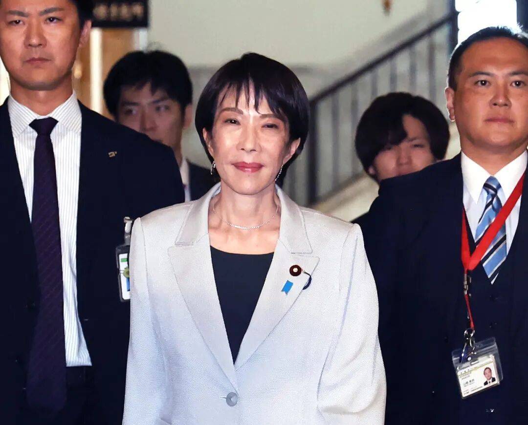 日本史上第一位女首相!64岁高市早苗当选日本首相<strong></p>
<p>海格通信股票</strong>,她主张提高防卫开支