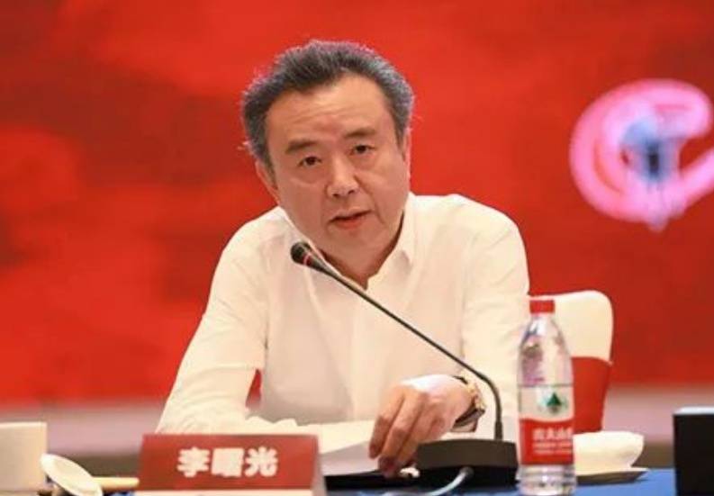 五粮液原董事长李曙光被“双开”：贪婪腐化<strong></p>
<p>广电运通股票</strong>，为他人在获取酒类经销权等方面谋取利益